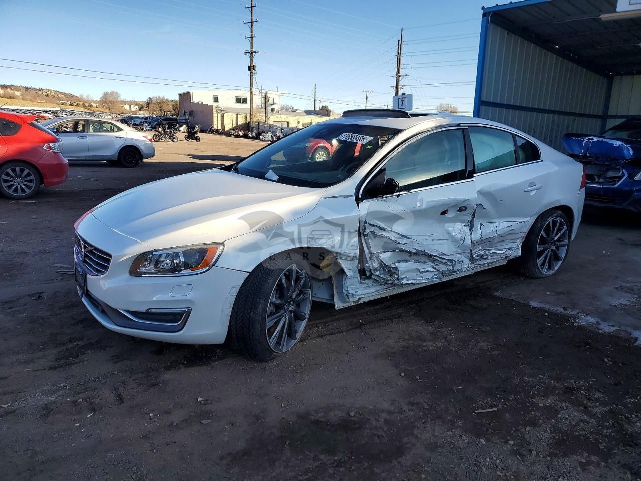Volvo S60 PLATINUM 2.5L 5 2015