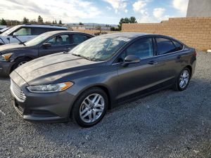 Ford Fusion SE 2.5L 4 2015