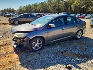 Ford Focus SE 2.0L 4 2014