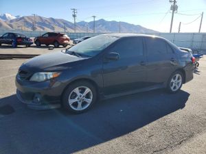 Toyota Corolla BASE 1.8L 4 2012