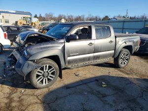 Toyota Tacoma DOUBLE CAB 4.0L 6 2015
