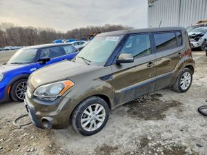 Kia Soul + 2.0L 4 2012