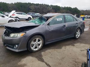 Toyota Camry L 2.5L 4 2014
