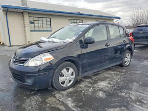 Nissan Versa S 1.8L 4 2012