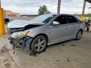 Toyota Camry BASE 2.5L 4 2012