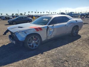 Dodge Challenger SXT 3.6L 6 2015