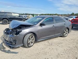 Toyota Camry SE 3.5L 6 2014
