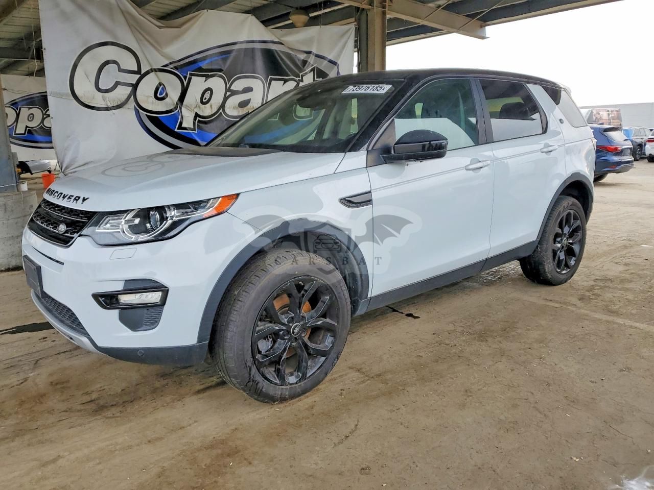 Land Rover Discovery HSE 2.0L 4 2015