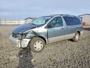 Toyota Sienna LE 3.0L 6 1999