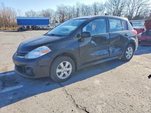 Nissan Versa S 1.8L 4 2010