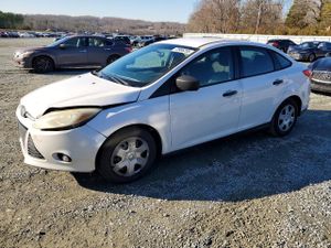 Ford Focus S 2.0L 4 2012