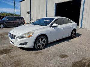 Volvo S60 T5 2.4L 5 2012