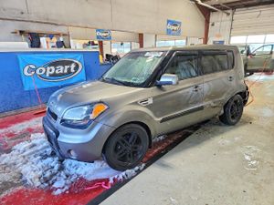 Kia Soul + 2.0L 4 2011