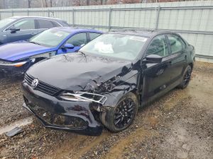 Volkswagen Jetta BASE 2.0L 4 2012