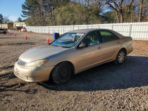 Toyota Camry LE 2.4L 4 2005