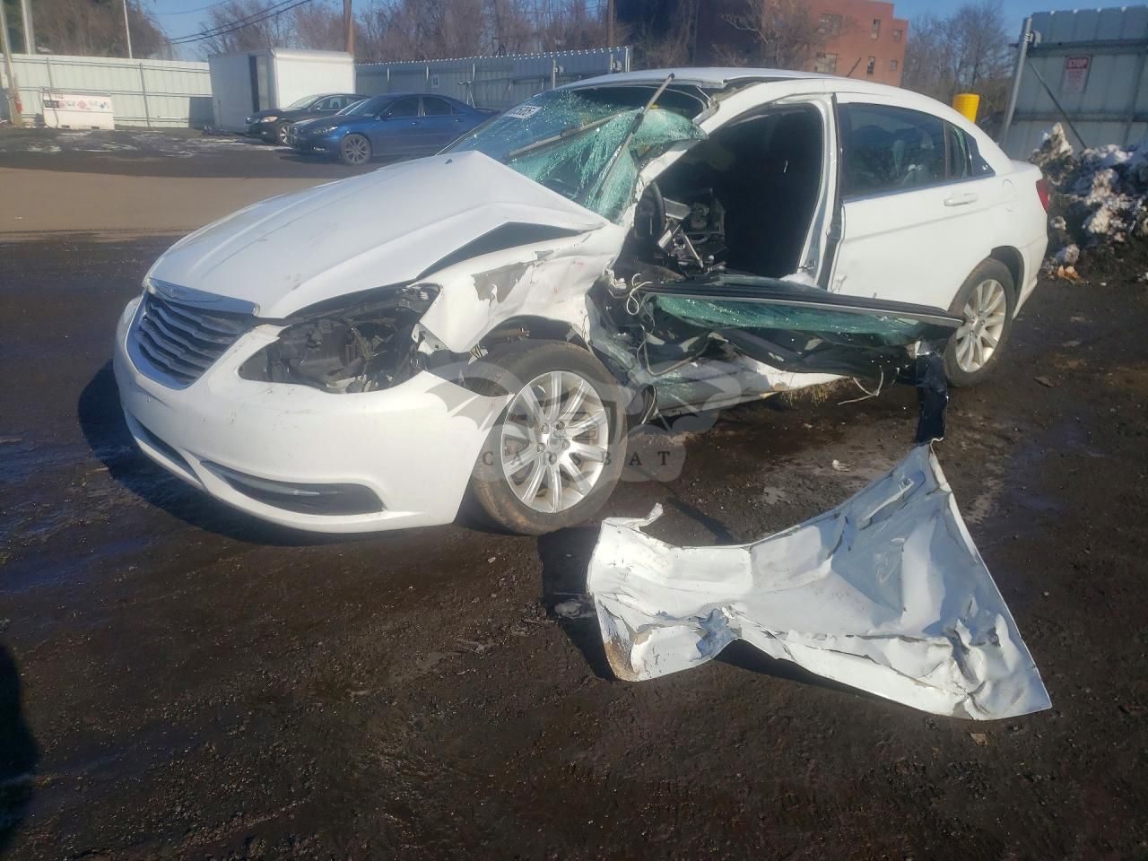 Chrysler 200 TOURING 2.4L 4 2013