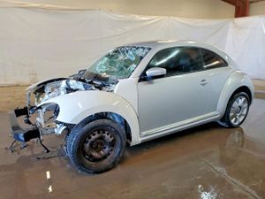 Volkswagen Beetle 2.5L 5 2012