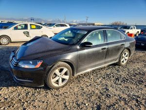 Volkswagen Passat SE 2.5L 5 2013