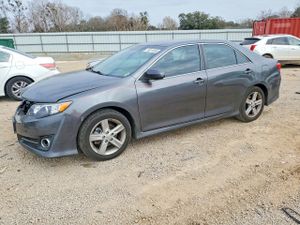 Toyota Camry L 2.5L 4 2014