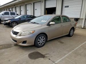 Toyota Corolla BASE 1.8L 4 2010
