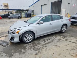 Nissan Altima 2.5 2.5L 4 2015