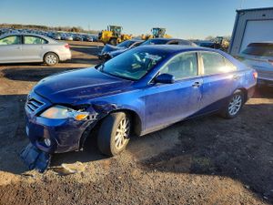 Toyota Camry SE 3.5L 6 2010