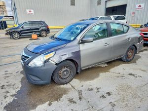 Nissan Versa S 1.6L 4 2015