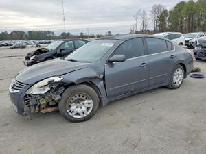 Nissan Altima BASE 2.5L 4 2011