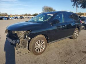Nissan Pathfinder S 3.5L 6 2014