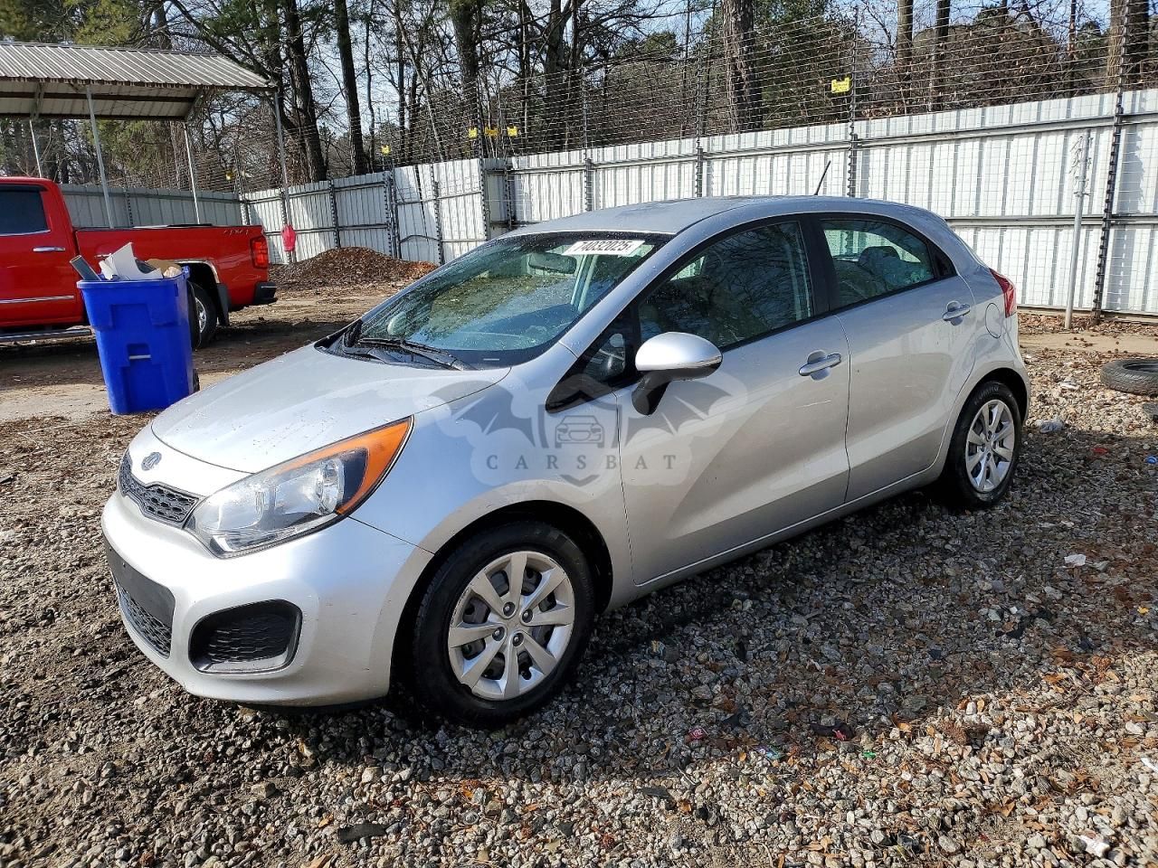 Kia Rio LX 1.6L 4 2012