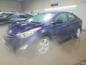 Hyundai Elantra GLS 1.8L 4 2013