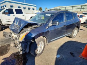 Nissan Rogue S 2.5L 4 2012