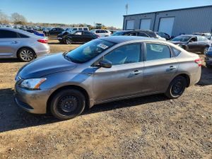 Nissan Sentra S 1.8L 4 2015