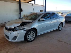 Toyota Camry HYBRID 2.5L 4 2012