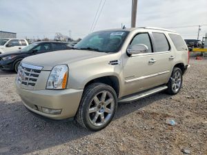 Cadillac Escalade LUXURY 6.2L 8 2013