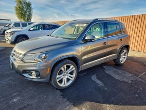 Volkswagen Tiguan S 2.0L 4 2013