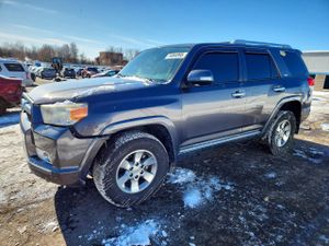 Toyota 4Runner SR5 4.0L 6 2013
