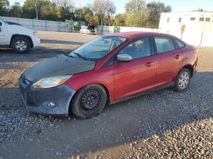 Ford Focus SE 2.0L 4 2012