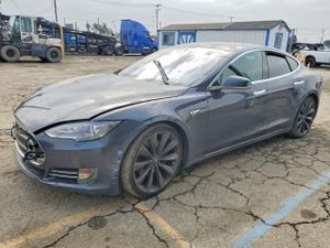 Tesla Model S 2015