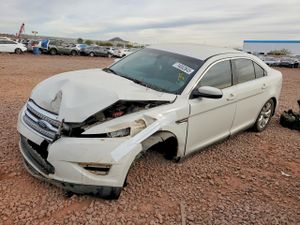 Ford Taurus SEL 3.5L 6 2010