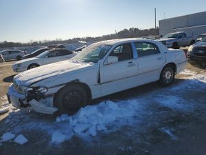 Lincoln Town Car SIGNATURE LIMITED 4.6L 8 2010