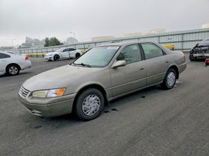 Toyota Camry 2.2L 4 1997