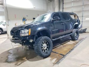 Chevrolet Suburban K1500 LT 5.3L 8 2012