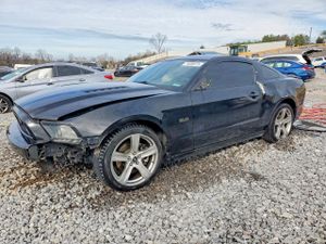 Ford Mustang GT 5.0L 8 2013