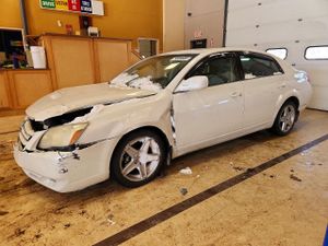 Toyota Avalon XL 3.5L 6 2006