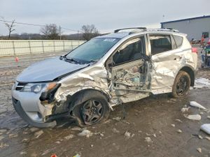 Toyota Rav4 LE 2.5L 4 2013