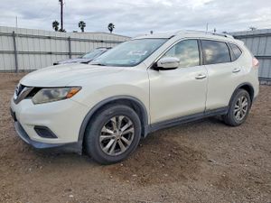 Nissan Rogue S 2.5L 4 2015