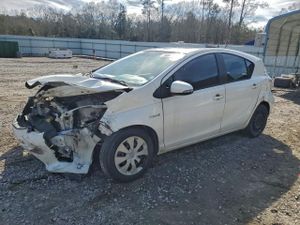 Toyota Prius 1.5L 4 2014