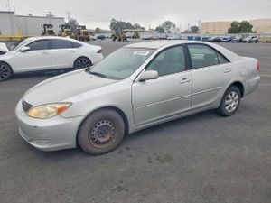 Toyota Camry LE 2.4L 4 2003