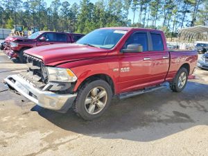 RAM 1500 SLT 5.7L 8 2015